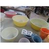 Image 3 : Mixing Bowls + Cups - Some Pyrex