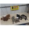 Image 1 : 14" Set of Tire Chains, 2 Chains with Hooks & 6 Lengths of Chains no Hooks