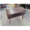 Image 3 : Mid Century End Table 23" x 28" x 16"