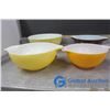 Image 2 : Assorted Pyrex Bowls