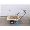 Image 5 : ** Plastic Garden Cart