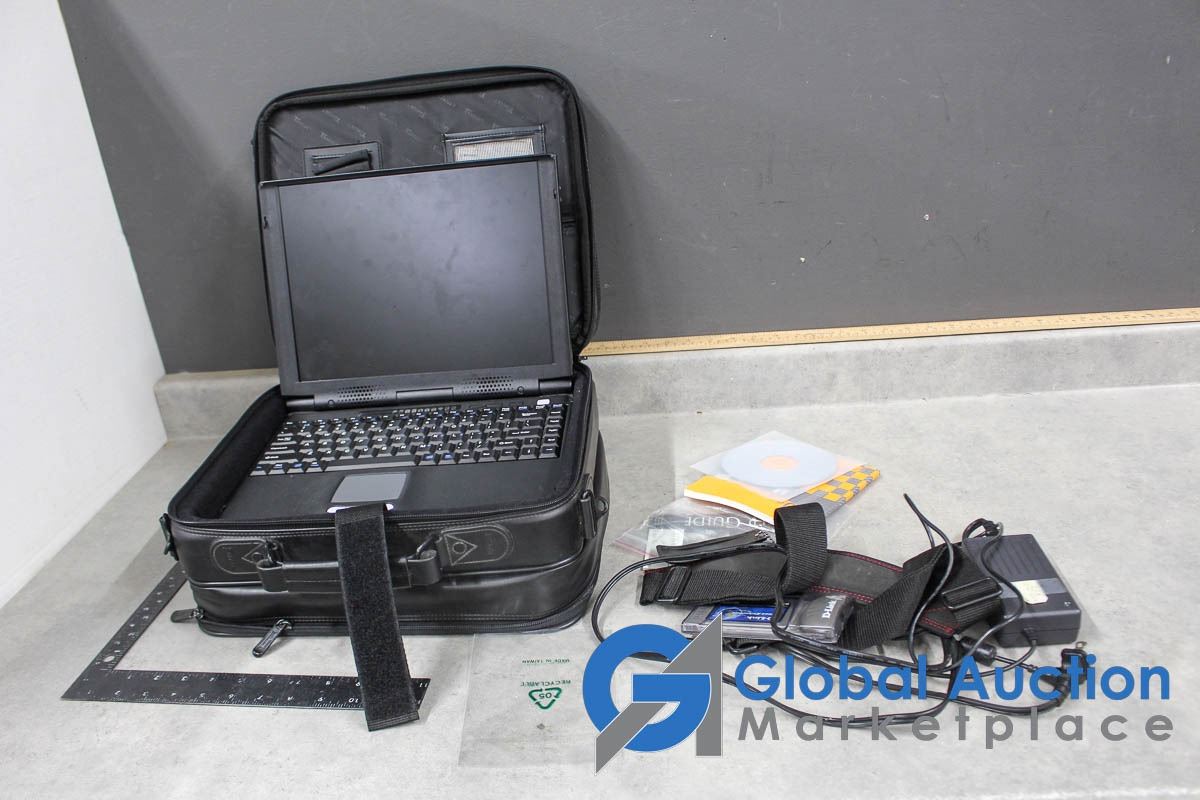 Vintage CTX EZbook Laptop w/Case - With Windows 98