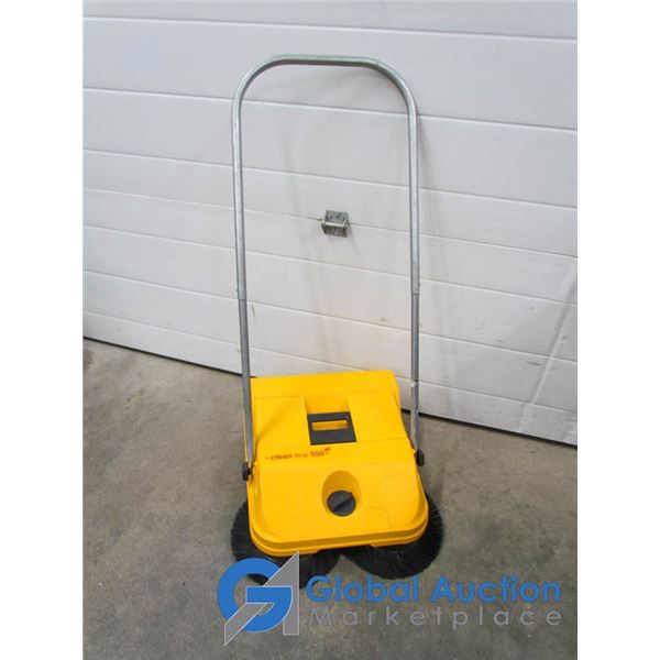 **Clean Boy 550 Floor Sweeper