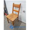 Image 3 : **Vintage Wooden Chair