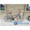 Image 2 : Black 20" Youth BMX