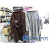Image 10 : (2) Vintage Coats