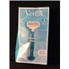 Image 1 : Gillette Venus razor set