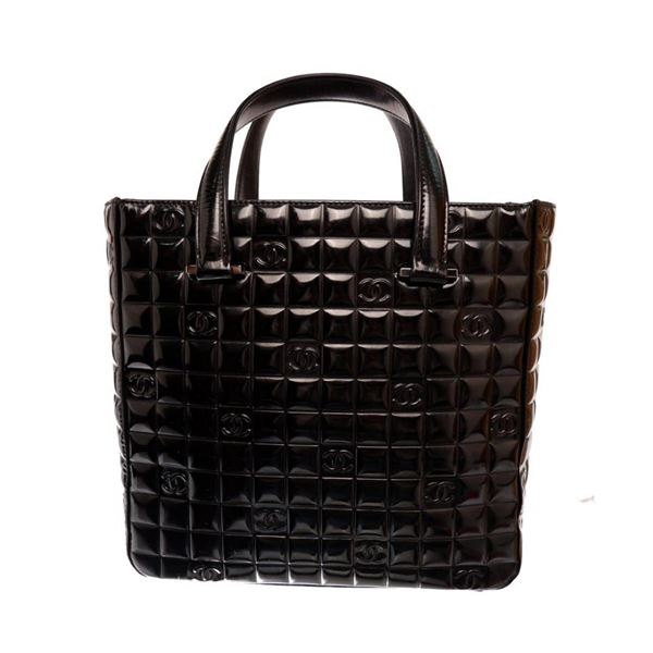 Chanel Black Quilted Patent Leather Chocolate Bar CC Tote Bag