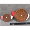 Image 2 : 2 Snack Trays - Chicken Motif