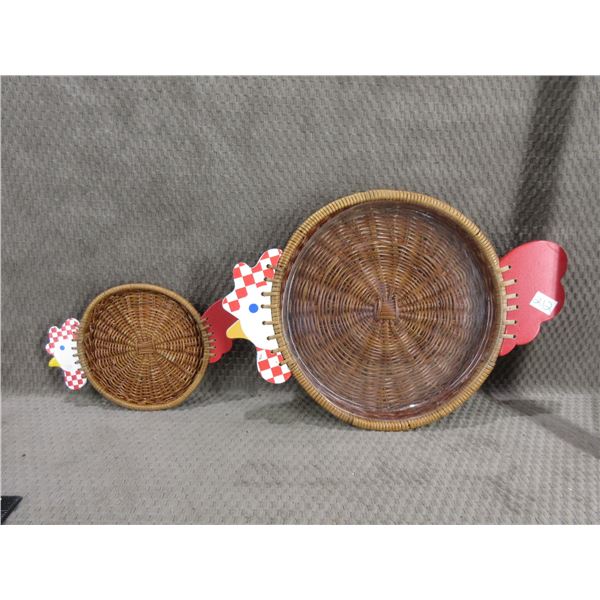 2 Snack Trays - Chicken Motif