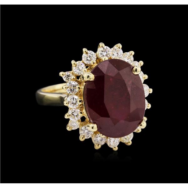 8.25 ctw Ruby and Diamond Ring - 14KT Yellow Gold