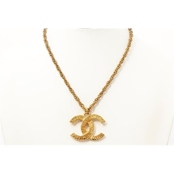 Chanel Gold-tone Metal CC Logo Pendant Chain Necklace