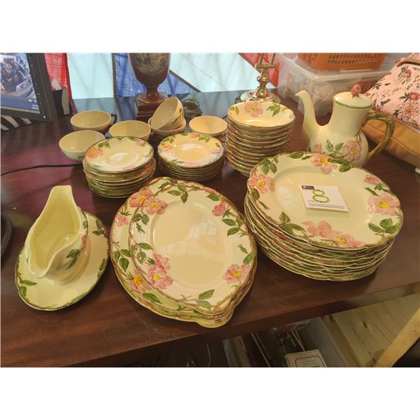 Fransiscan-ware Dinner Set