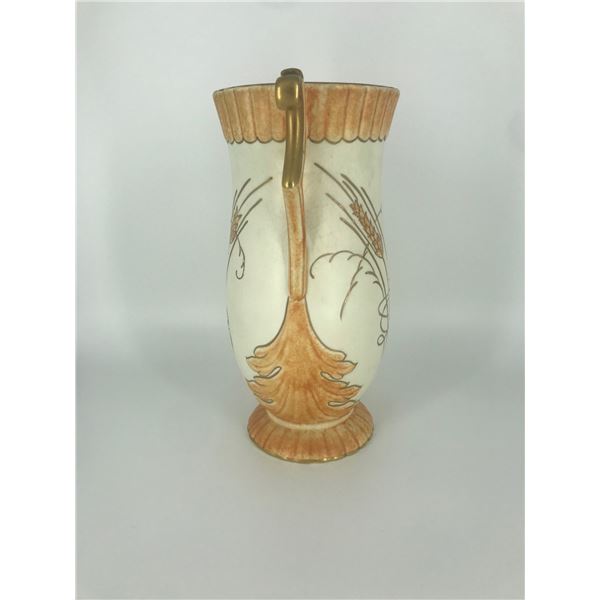 Crown Devon Fieldings made in England Vase