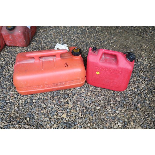 (2) gas Cans 20L + 8L