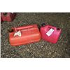 Image 2 : (2) gas Cans 20L + 8L
