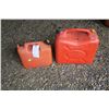 Image 1 : (2) gas Cans 20L + 8L