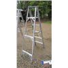 Image 2 : 6ft Aluminum Ladder