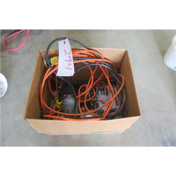 Hanging Work Light/ 6 Piece Drill Adapter Set