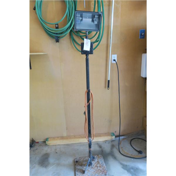 68" Work Lamp W/ Extra Plug