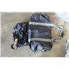 Image 1 : (2) Duffle Bags