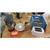Image 8 : Coffee Maker, Box of Glass WPS/ Plates/ Mirror/ Toaster