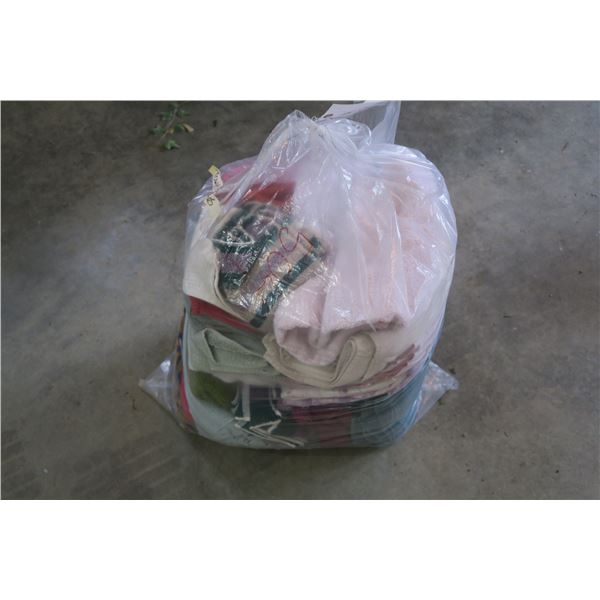 Lot of Towels/Face cloths