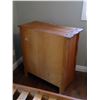 Image 2 : Wooden Dresser 37x18x40"