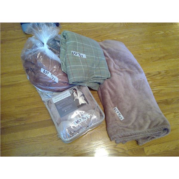 Lot of Misc. Blankets and Fabric - Reader's Wrap, Blankets, Fabric