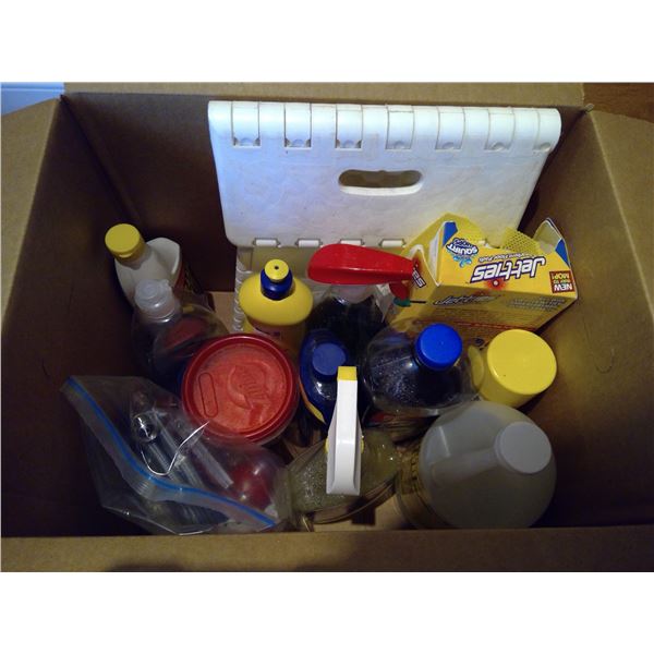 Box of Misc. Cleaning Supplies