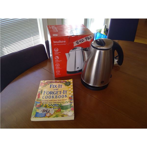 Hot Water Kettle and "Fix It and Forget It" Cookbook