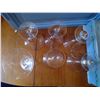 Image 2 : Lot of 6 Wine Glasses