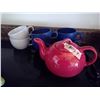 Image 1 : 7 Piece Ceramic Kitchenware - Tea Pot and Mugs