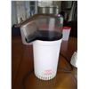 Image 2 : Popcorn Maker