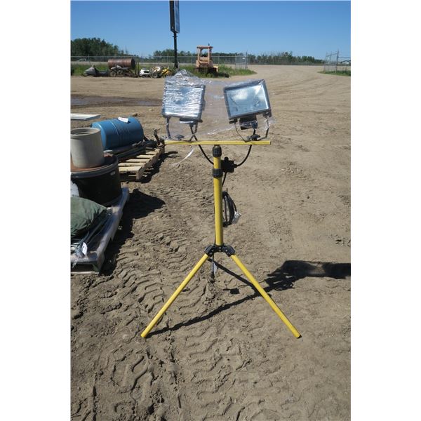 Adjustable Work Light