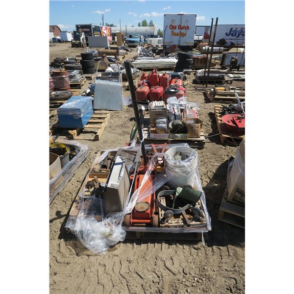 Pallet of - 3TON Jack, Stands, Misc.