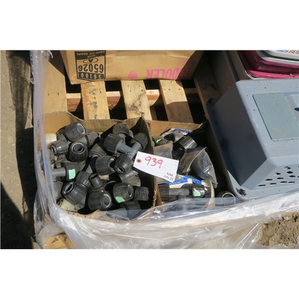 Assorted 3/4" Poly Hose Tee's