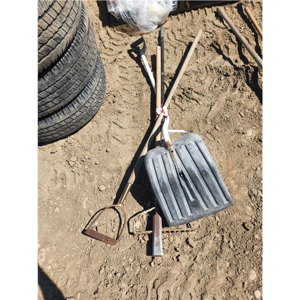 Rake, Shovel & Garden Tools (4pc)