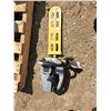 Image 4 : Sears Craftsman Chainsaw + Blade Cover + (2) Extra Chains