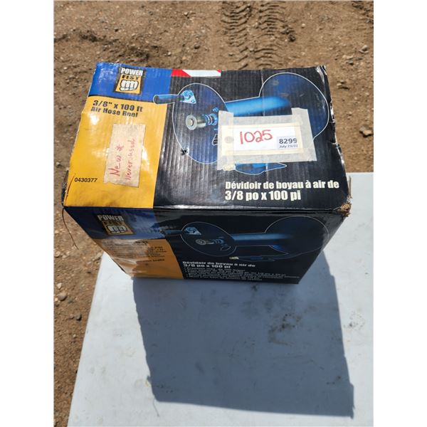 Powerfist 3/8" x 100ft Air Hose Reel (New in Box)
