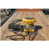 Image 4 : Dewalt Palm Sander - D26441