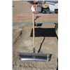 Image 1 : Snow Shovel w/ Wide Steel Blade