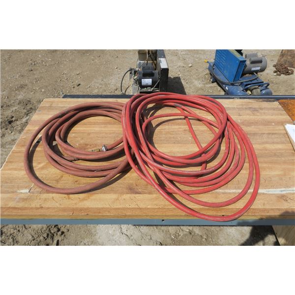 2 Air Hoses