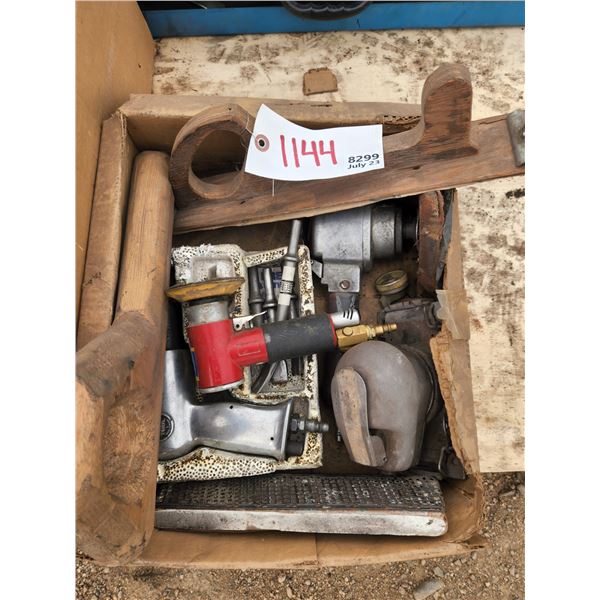 Box of Sanding Hardware