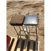 Image 1 : (2) Stools 29"