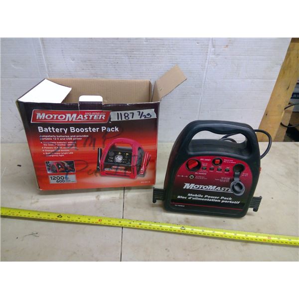 Motomaster Battery Boost Pack