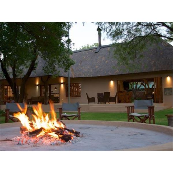 DE WET AFRICAN SAFARIS: 7-Day South African Plains Game Safari for Two hunters and Two Observers Inc