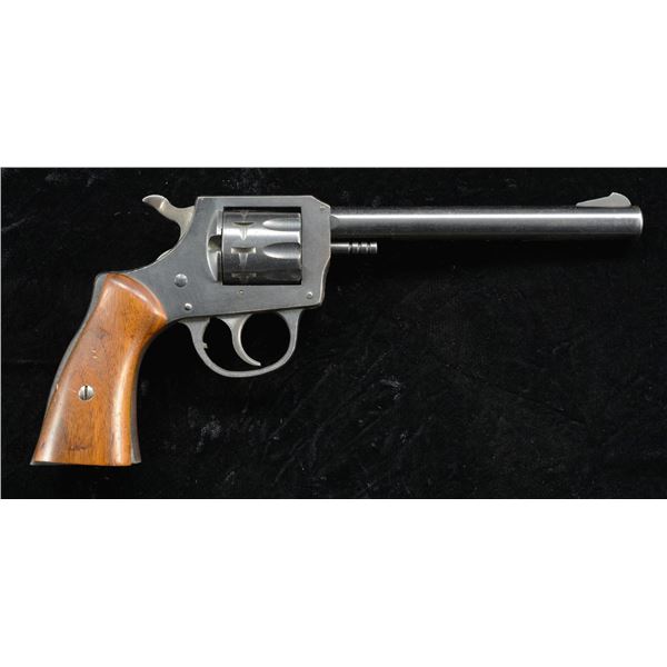 H&R 900 22LR REVOLVER.