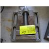 Image 1 : DRILL PRESS VICE