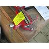 Image 1 : 3 1/2" SCRIBBLE BENCH VICE